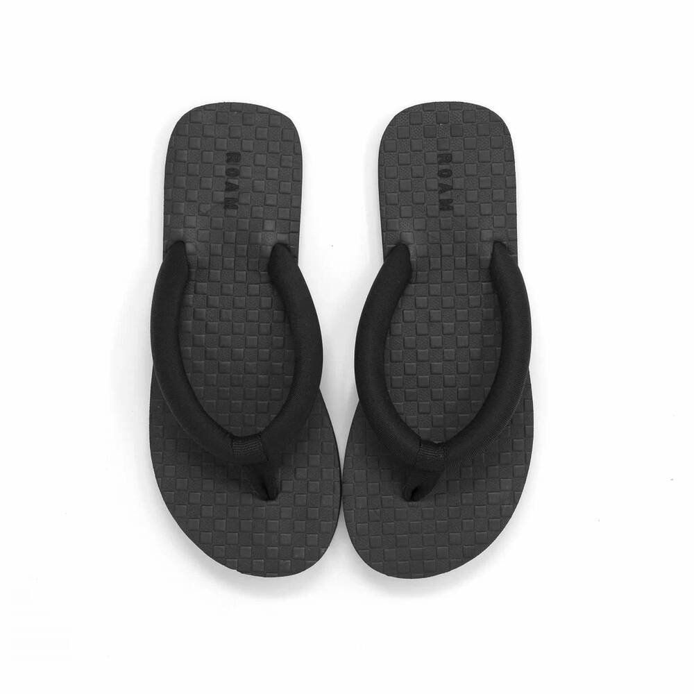 NEW ROAM women's the slip sandal in black